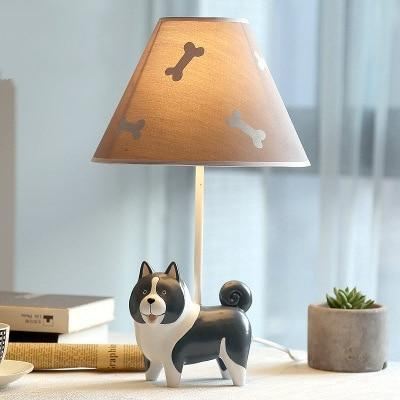 hond design bedlampje in de slaapkamer